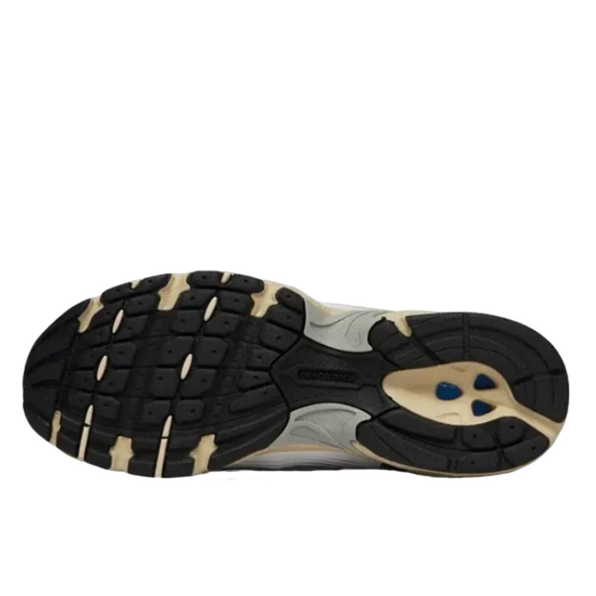 Chaussures  530 White Palm Leaf 4/4