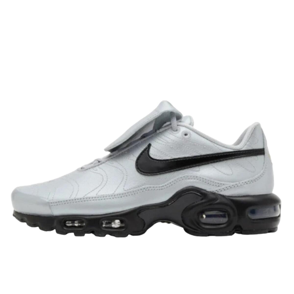 NIKE Scarpe  Air Max Plus Tiempo Wolf Grey Black