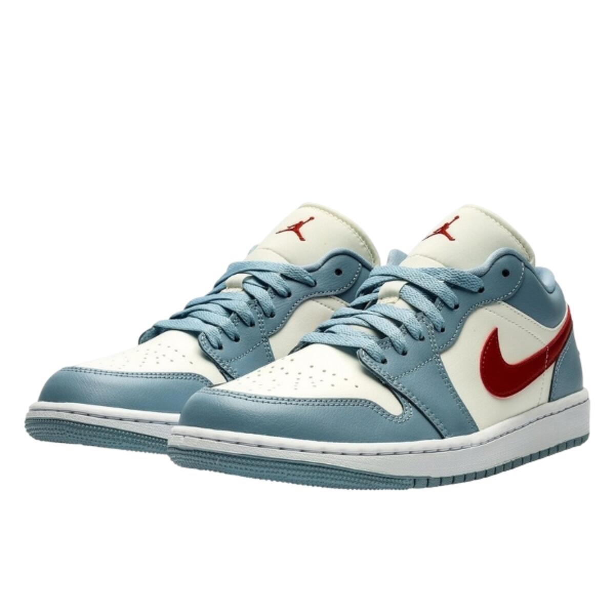 Chaussures  1 Low Blue Whisper 2/4
