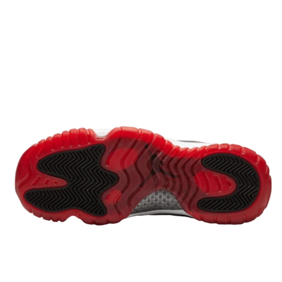 Chaussures  11 Retro Low Concord Bred 4/4