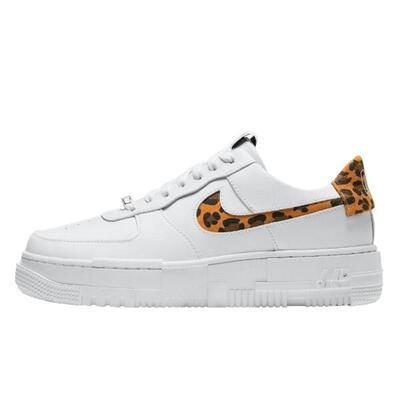 Schoenen air force 1 low pixel leopard