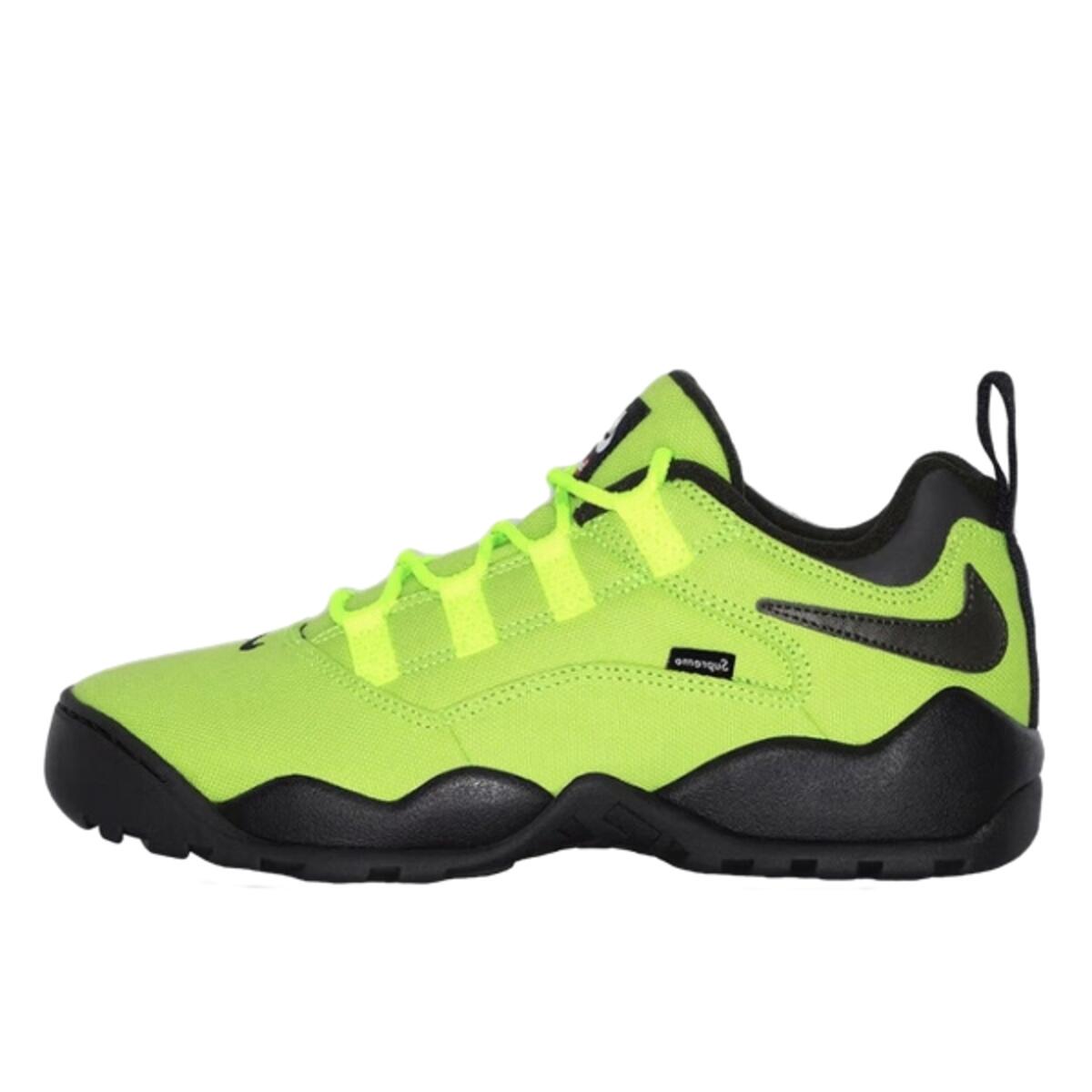 NIKE Scarpe  SB Darwin Low Supreme Volt