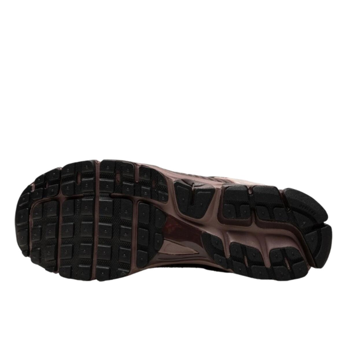 Chaussures  Zoom Vomero 5 Plum Eclipse 4/4