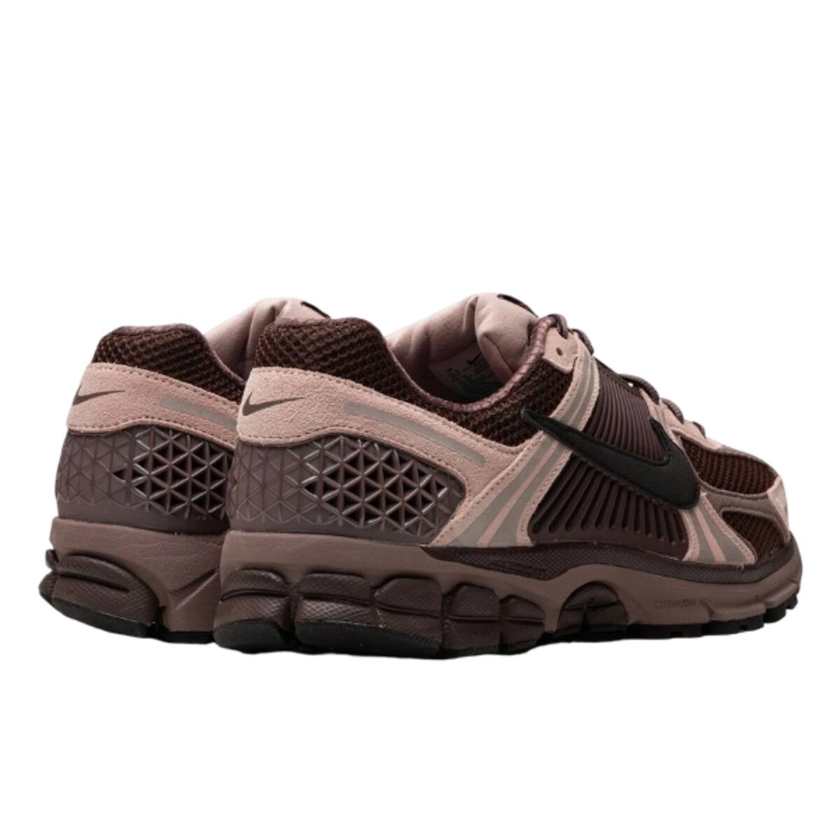 Chaussures  Zoom Vomero 5 Plum Eclipse 3/4