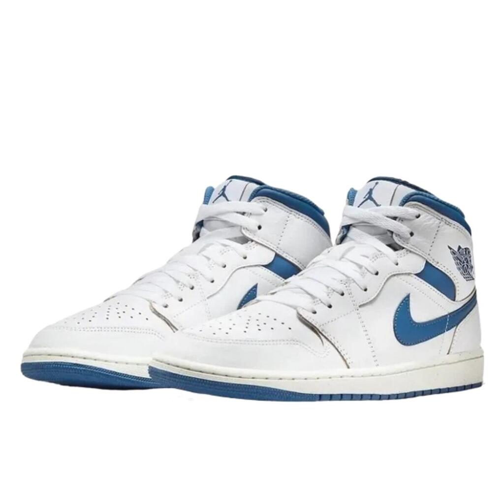 Shoes  1 Mid SE Industrial Blue