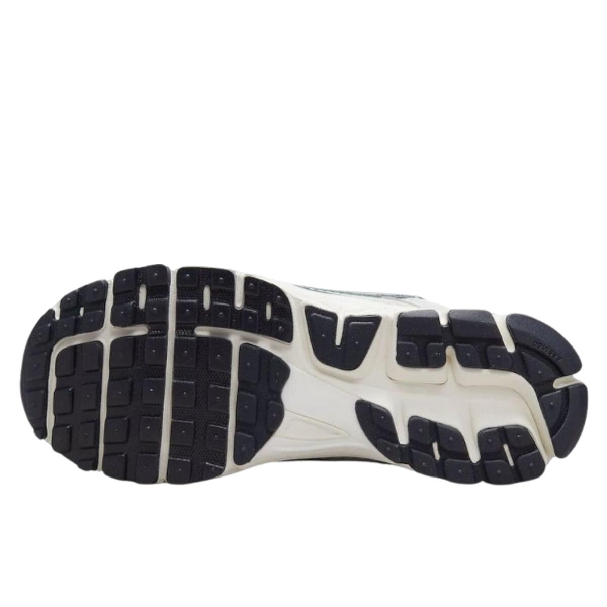 Chaussures  Zoom Vomero 5 Photon Dust Metallic Silver 3/3