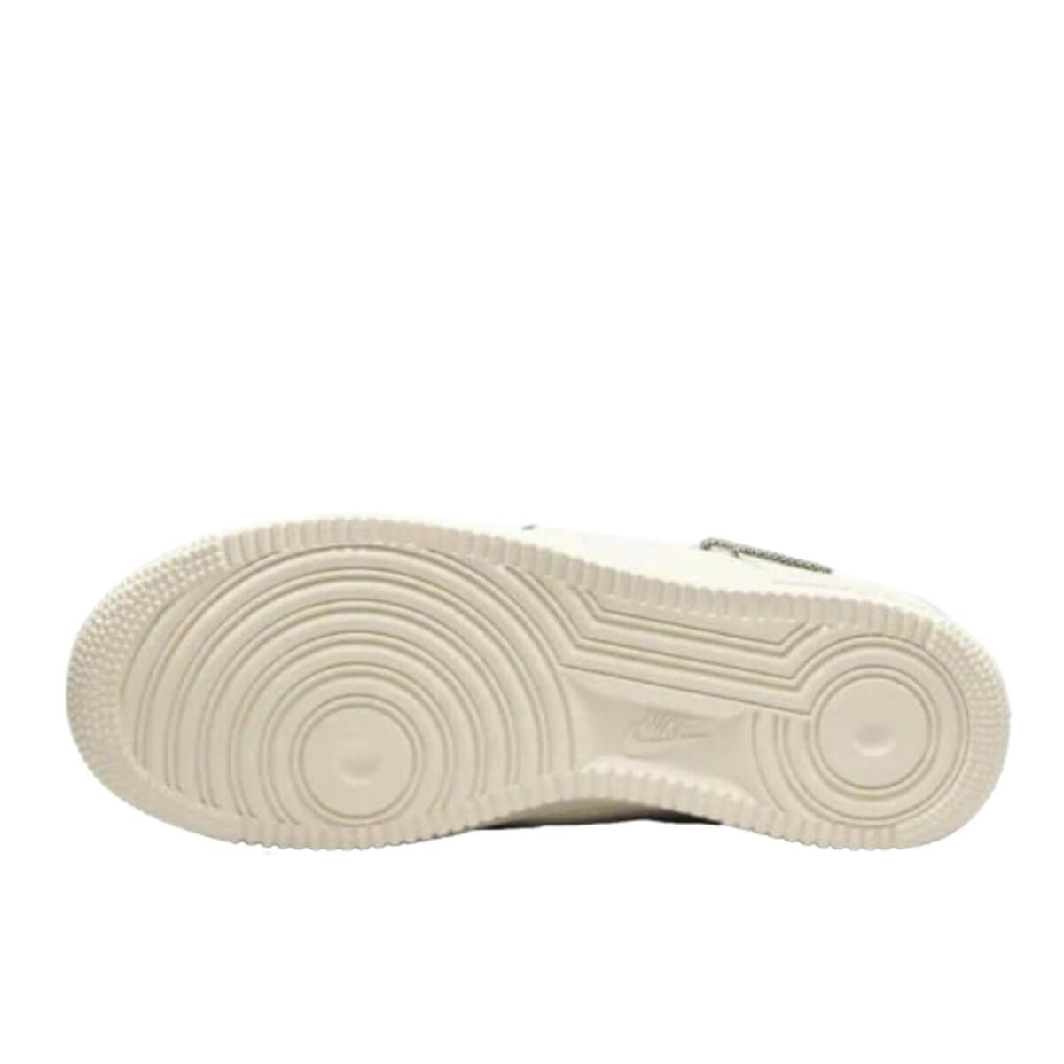 Tenis  Air Force 1 Low '07 LX Light Orewood Brown 3/3