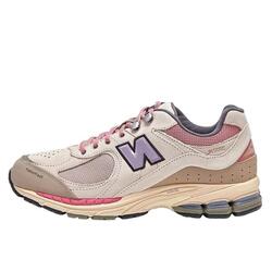 Chaussures 2002R Calm Taupe