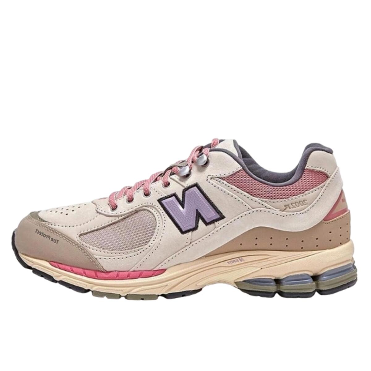 NEW BALANCE Shoes  2002R Calm Taupe