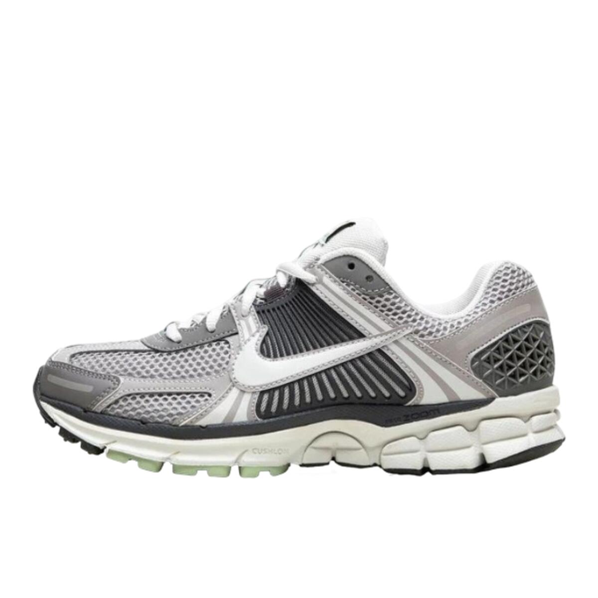 NIKE Shoes  Zoom Vomero 5 Cobblestone Flat Pewte