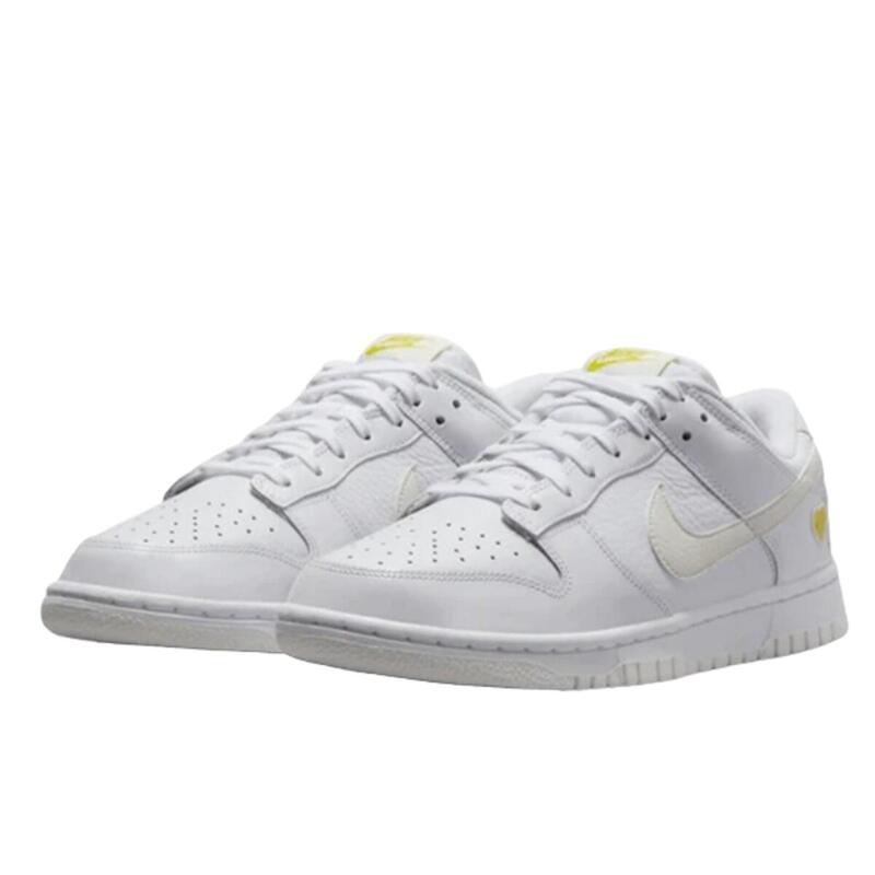 Dunk Low Yellow Heart