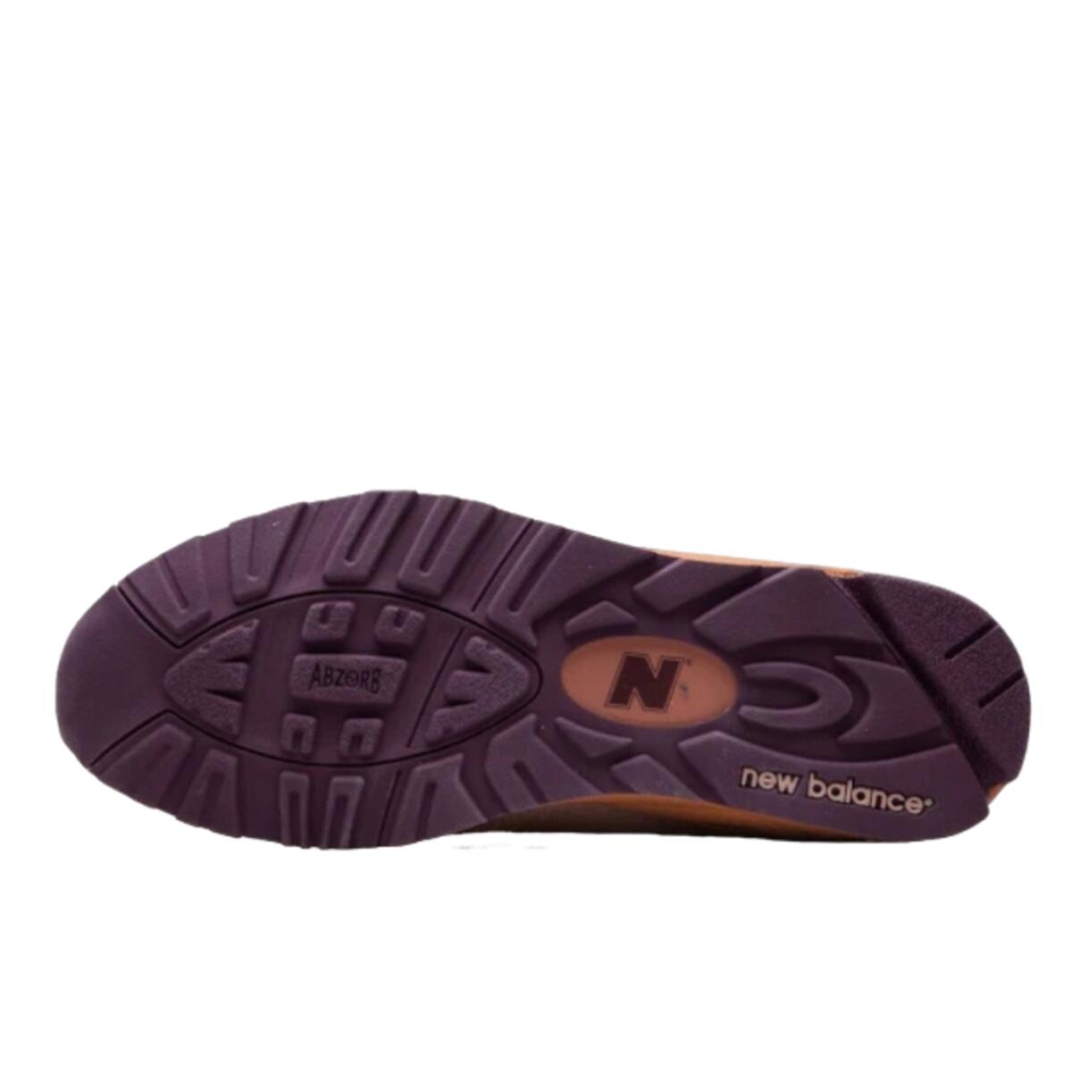 Schoenen  990 V2 Salehe Bembury Sand Be The Time 4/4