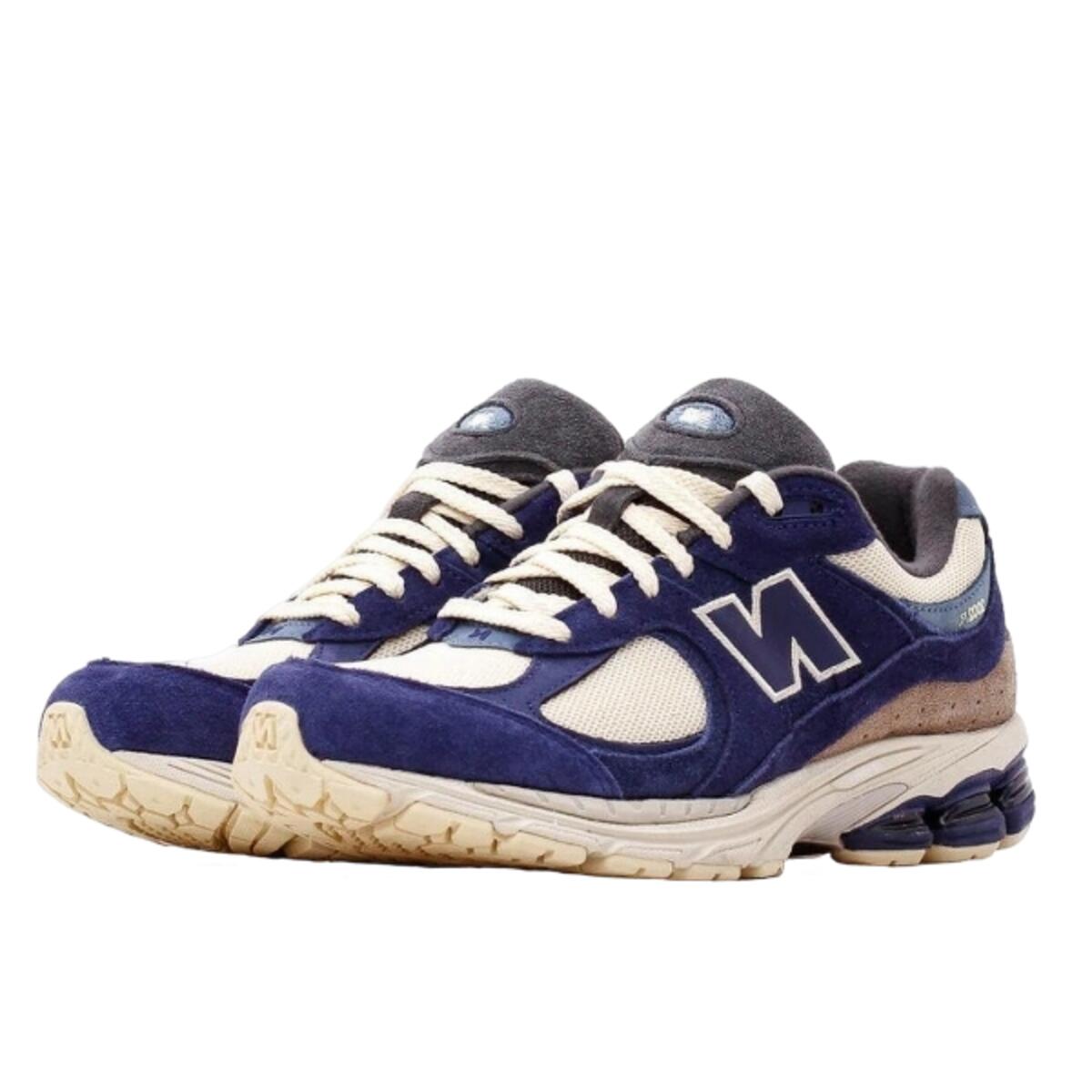 Schoenen  2002R Navy Cream 2/3