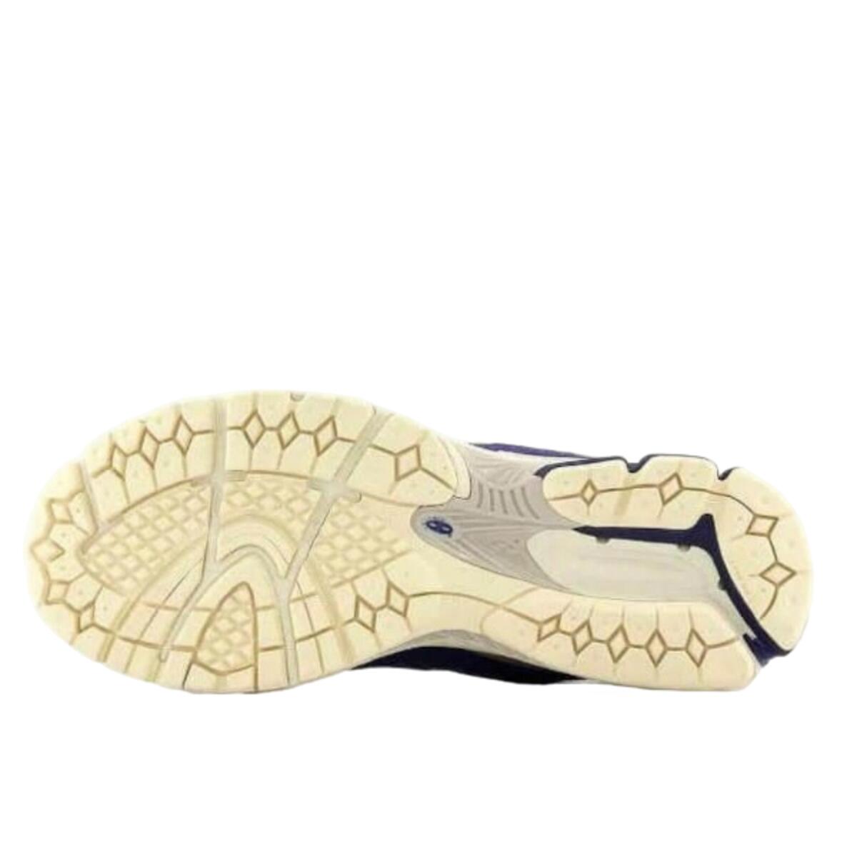 Schoenen  2002R Navy Cream 3/3