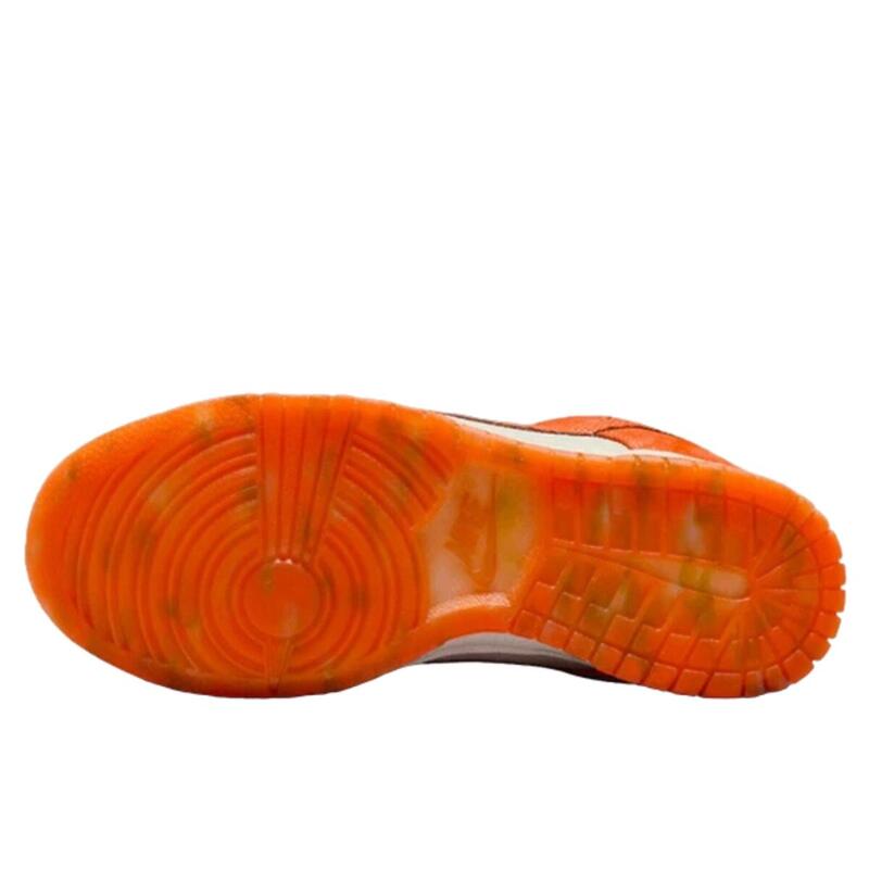 Dunk Low Cracked Orange