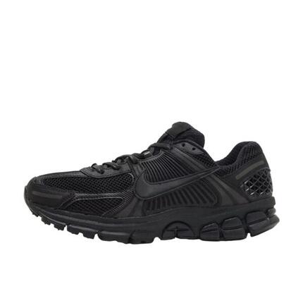 Zapatillas Vomero 5 Triple Black