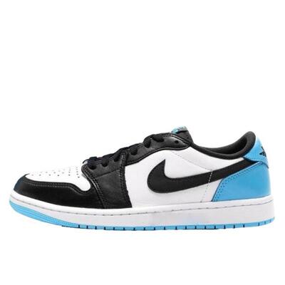 Scarpe 1 Low OG UNC (2022)