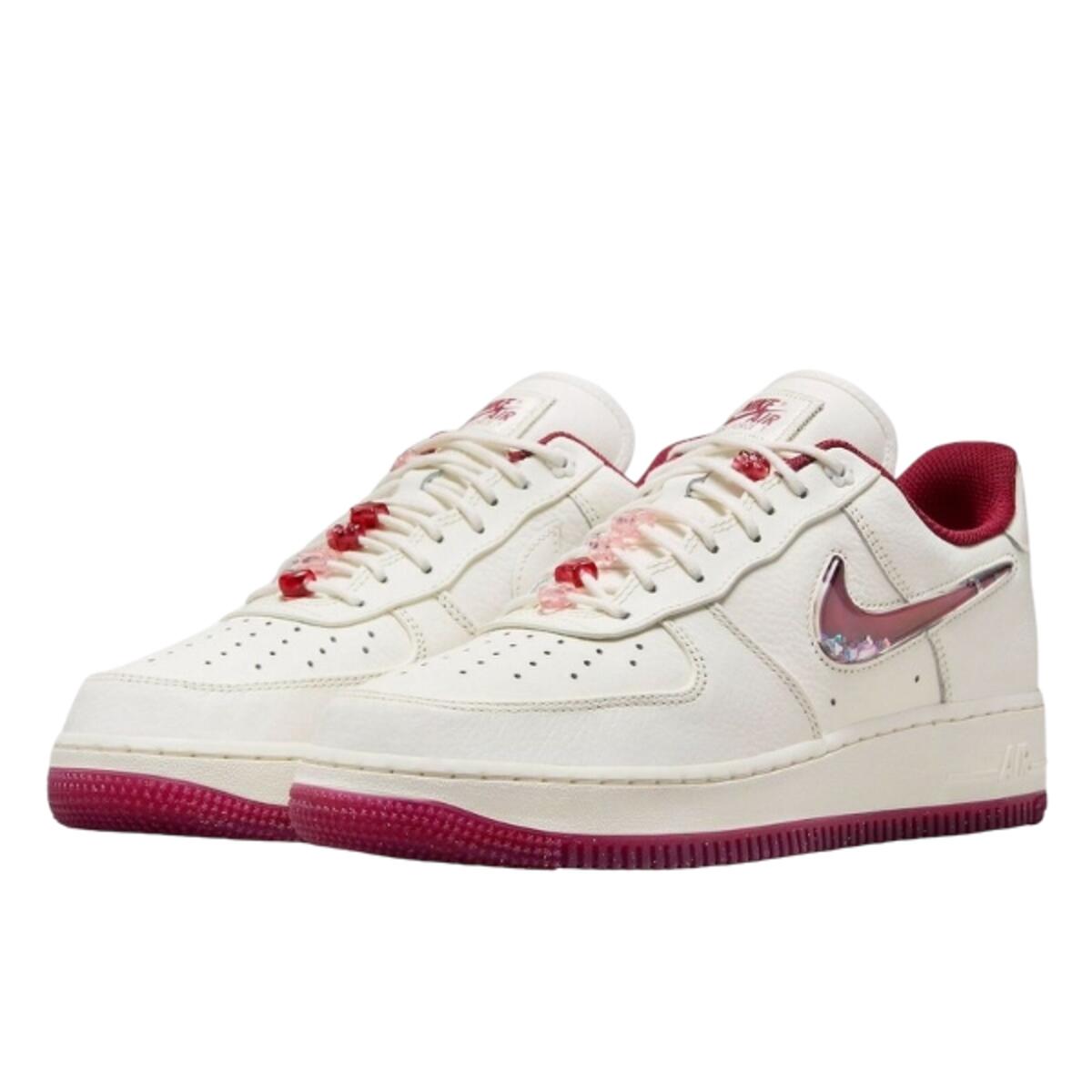 Chaussures  Air Force 1 Low '07 SE PRM Valentine's Day (2024) 2/3