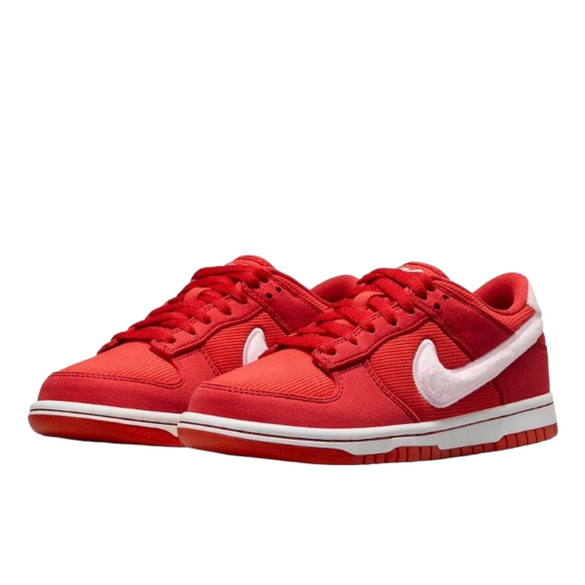 Chaussures  Dunk Low Valentine's Day (2024) 2/3