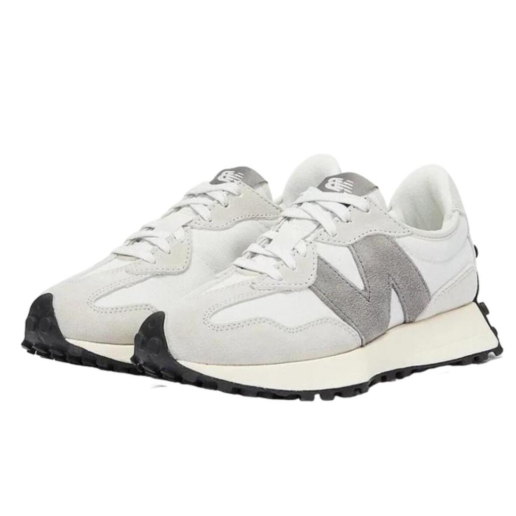 Shoes  327 Nimbus Cloud