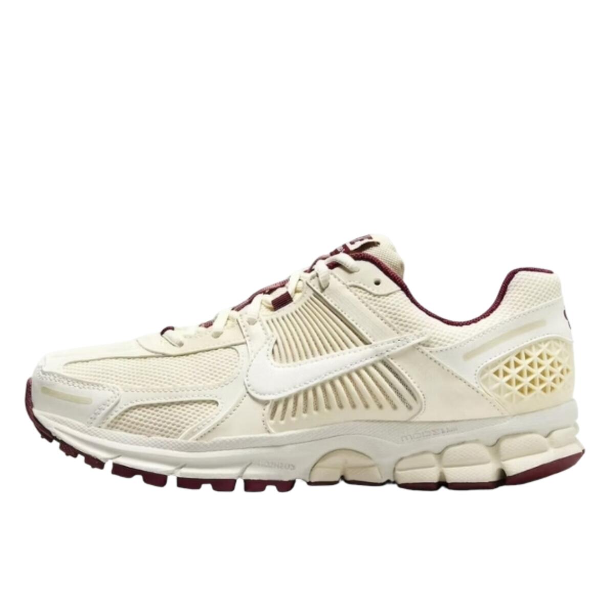 NIKE Shoes  Zoom Vomero 5 Valentine's Day