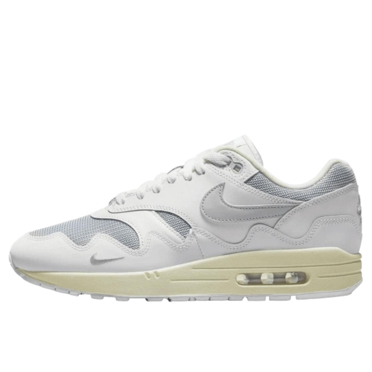 NIKE Schoenen Air Max 1 Patta White Grey