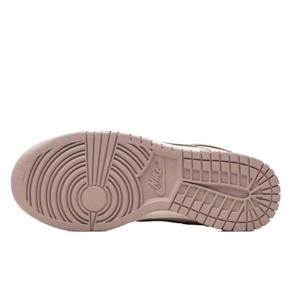 Chaussures  Dunk Low Diffused Taupe 4/4