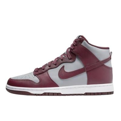 Schoenen dunk high dark beetroot