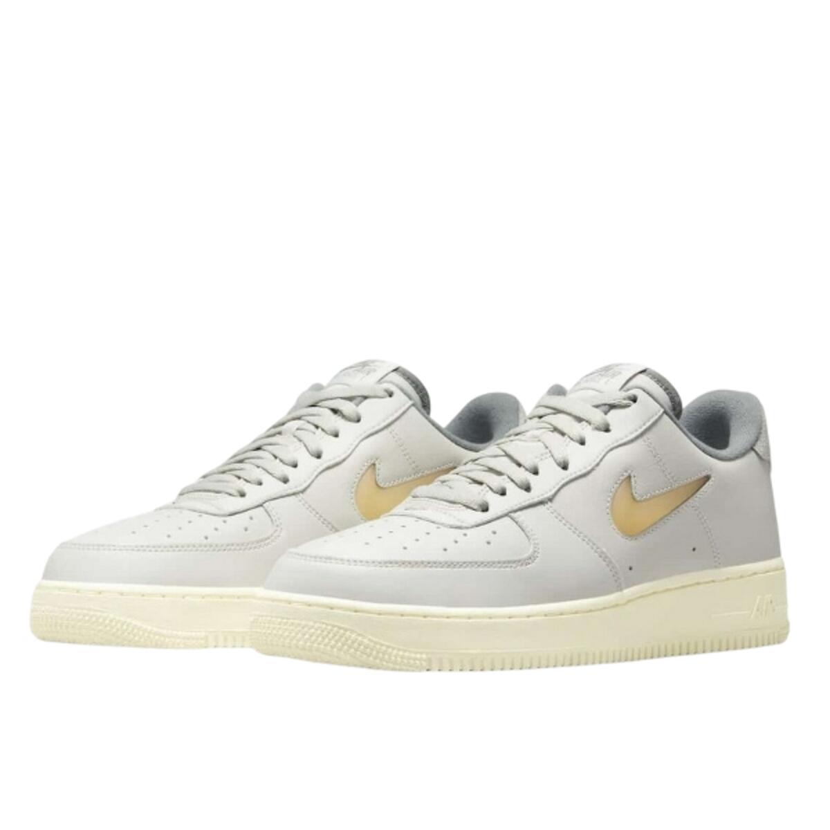 Zapatillas  Air Force 1 Low '07 Jewel Light Bone Coconut Milk 2/3