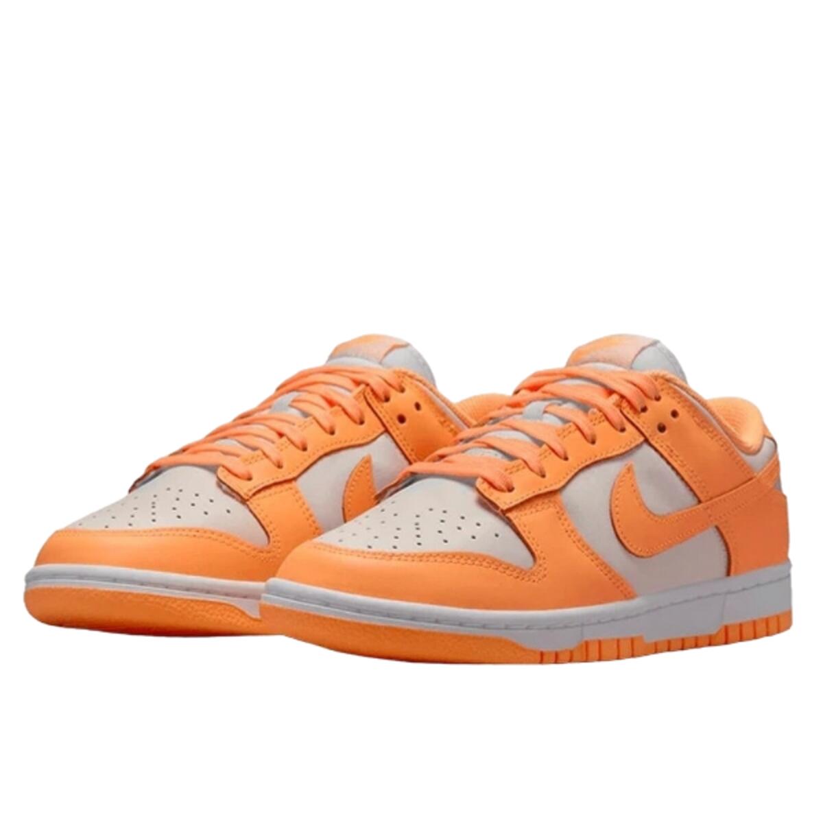 Nike Dunk Low Peach Cream 2/6