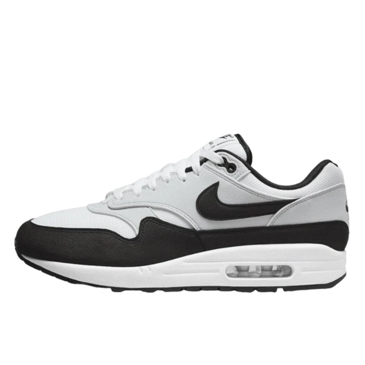 NIKE Shoes  Air Max 1 White Black
