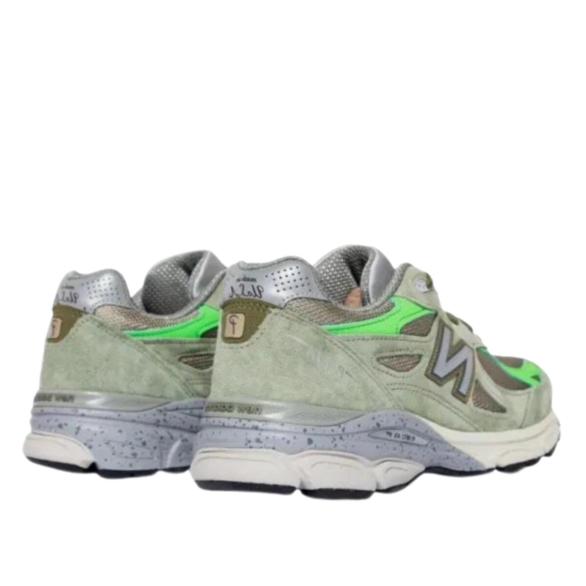 Scarpe  990 V3 Patta Keep Your Family Close 3/4