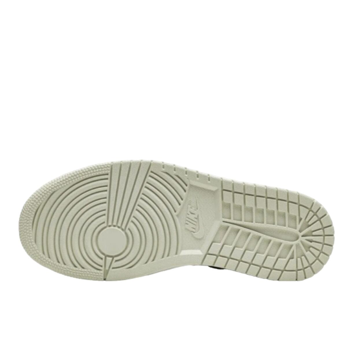 Zapatillas  1 Low Coconut Milk 4/4