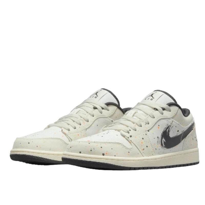 Buty do chodzenia męskie Nike Air Jordan 1 Retro Low