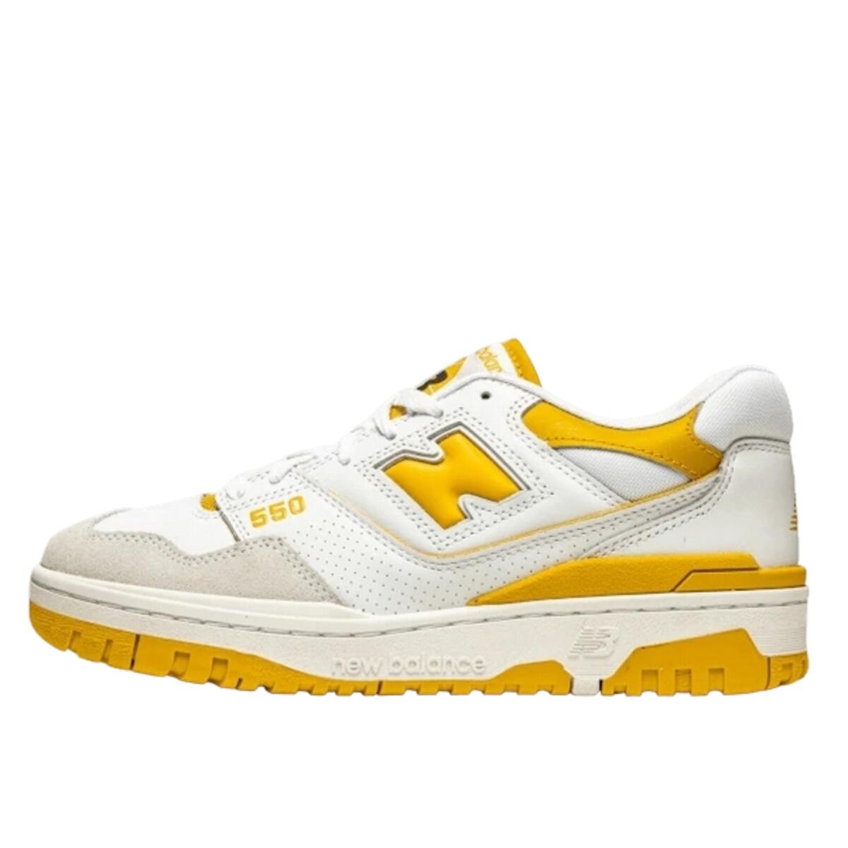 NEW BALANCE Shoes  550 Sea Salt Varsity Gold