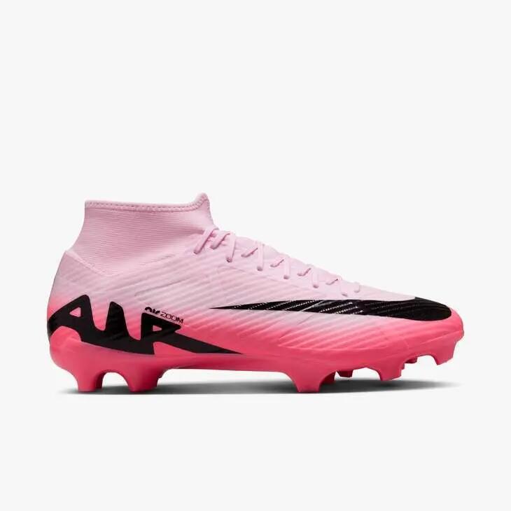 NIKE picture