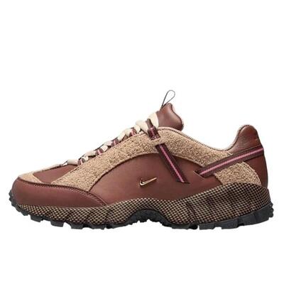 Schoenen air humara lx jacquemus brown