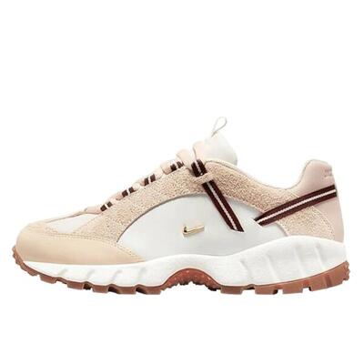 Schoenen air humara lx jacquemus beige