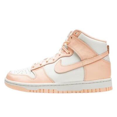 Schoenen dunk high crimson tint