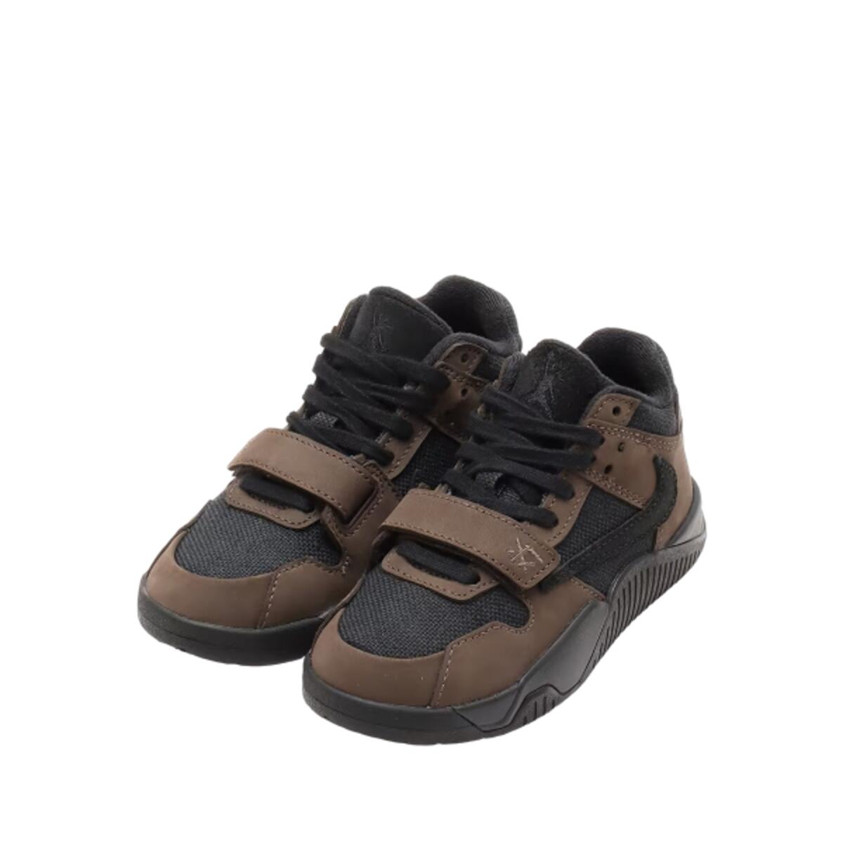 Chaussures  Jumpman Jack TR Travis Scott Dark Mocha Enfant et Bébé 2/2