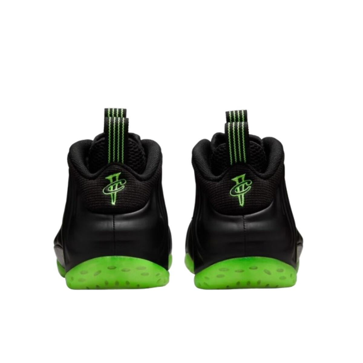 Chaussures  Air Foamposite One Black Volt 3/4