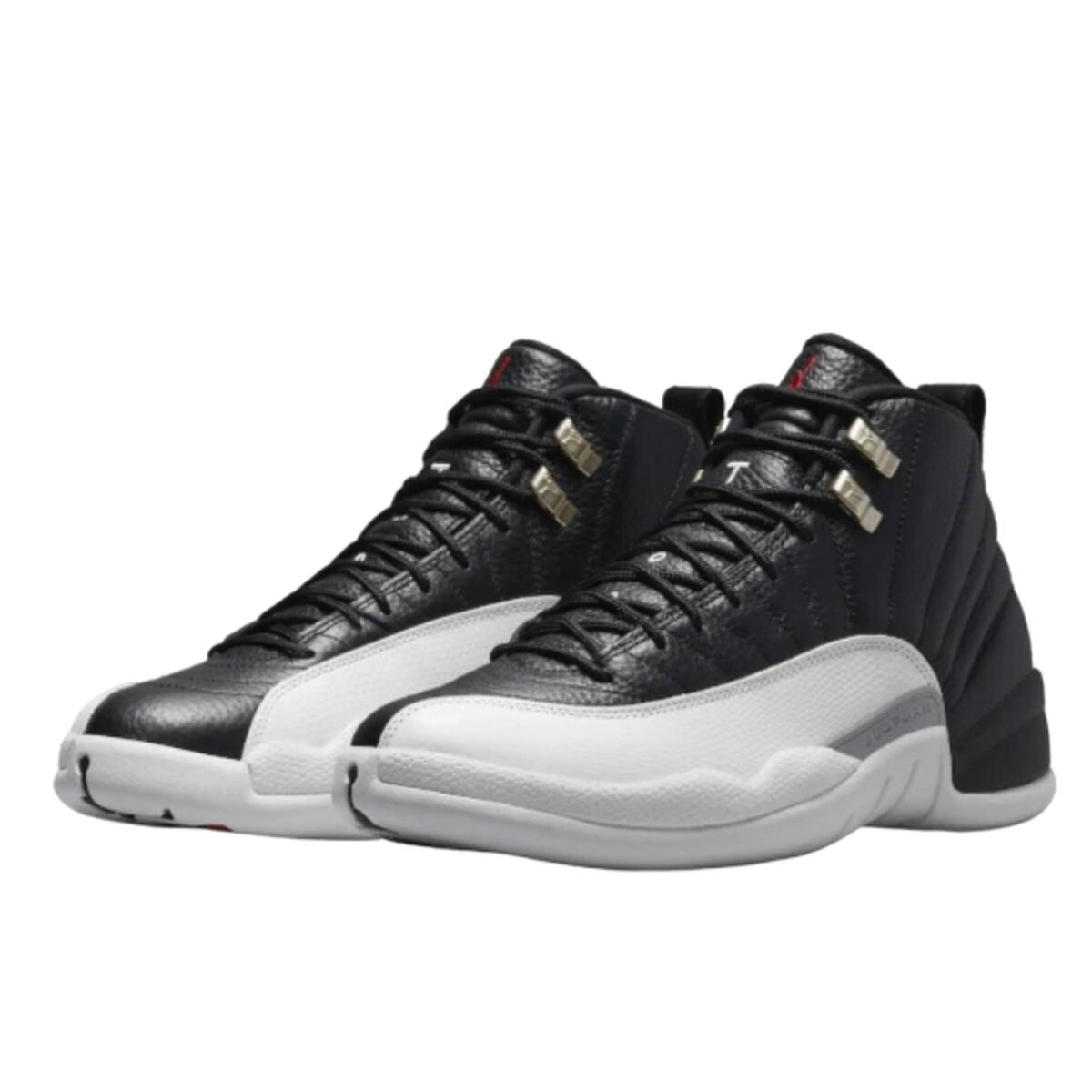 Chaussures  12 Retro Playoffs (2022) 2/3