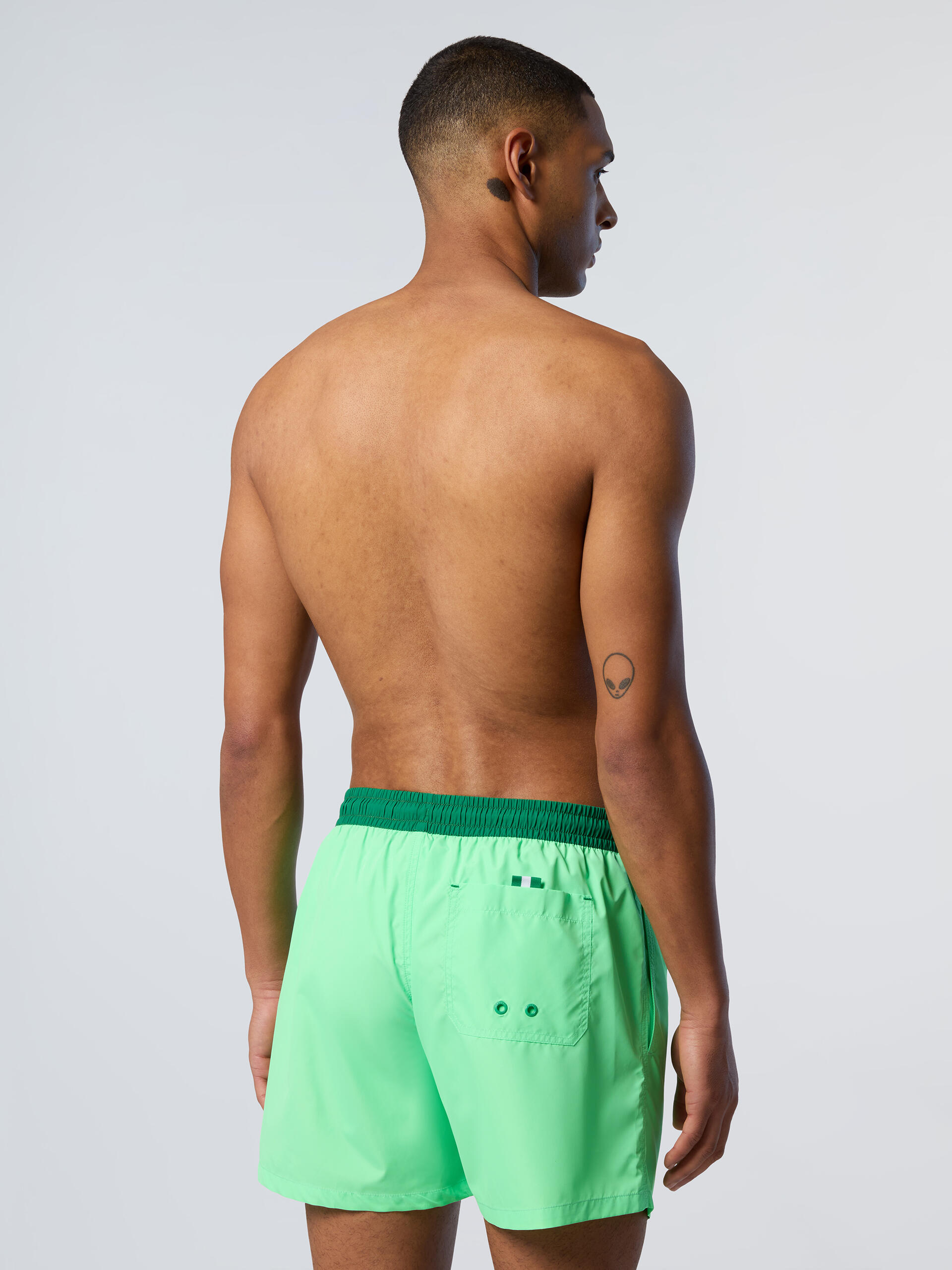 Shorts de baño Upcycled para hombre 2/3
