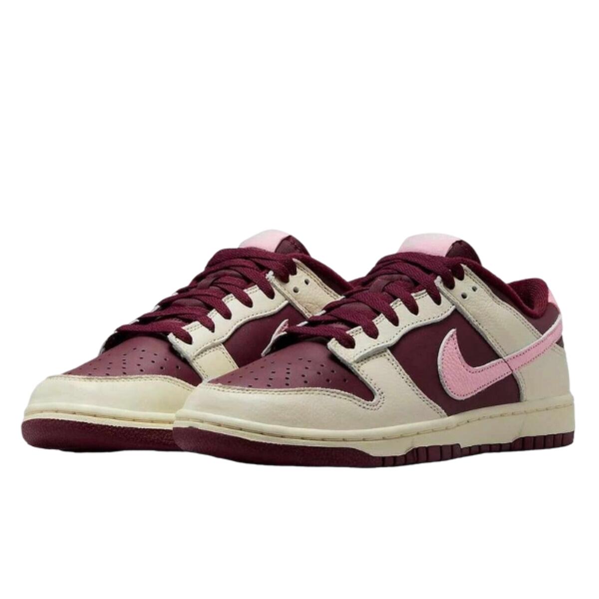 Chaussures  Dunk Low Valentine's Day (2023) 2/3