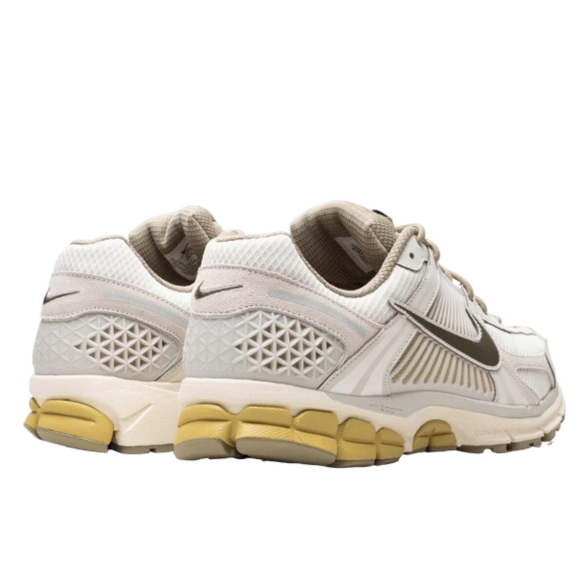 Chaussures  Zoom Vomero 5 Light Bone Medium Olive 3/4