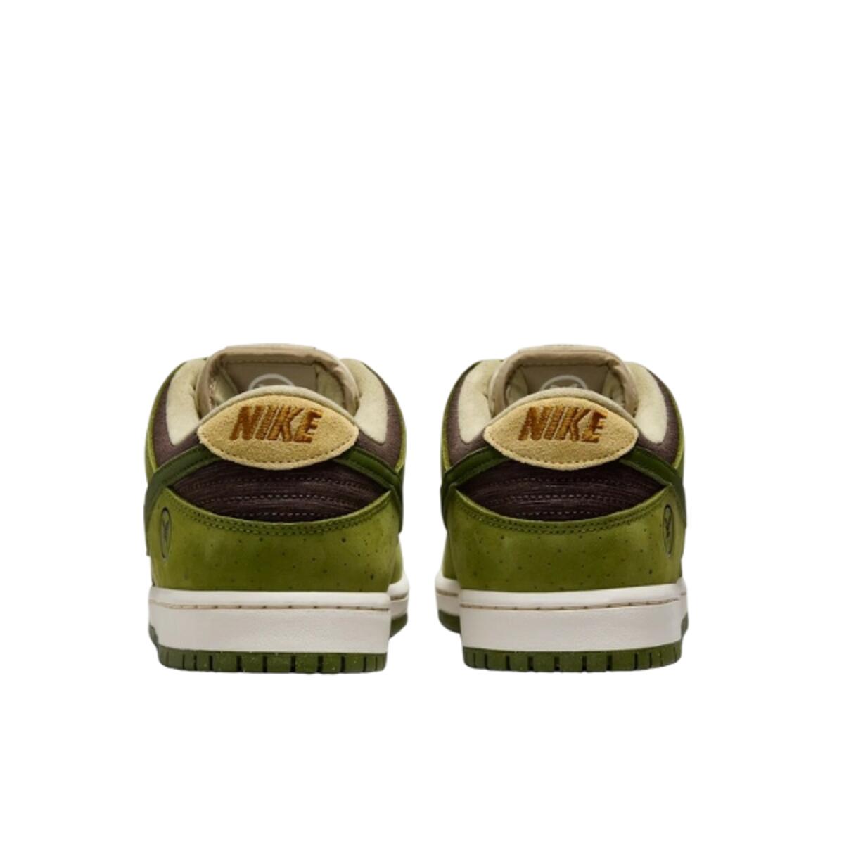 Chaussures  SB Dunk Low Yuto Horigome Matcha 3/4