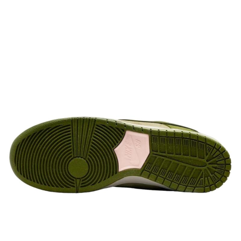 SB Dunk Low Yuto Horigome Matcha