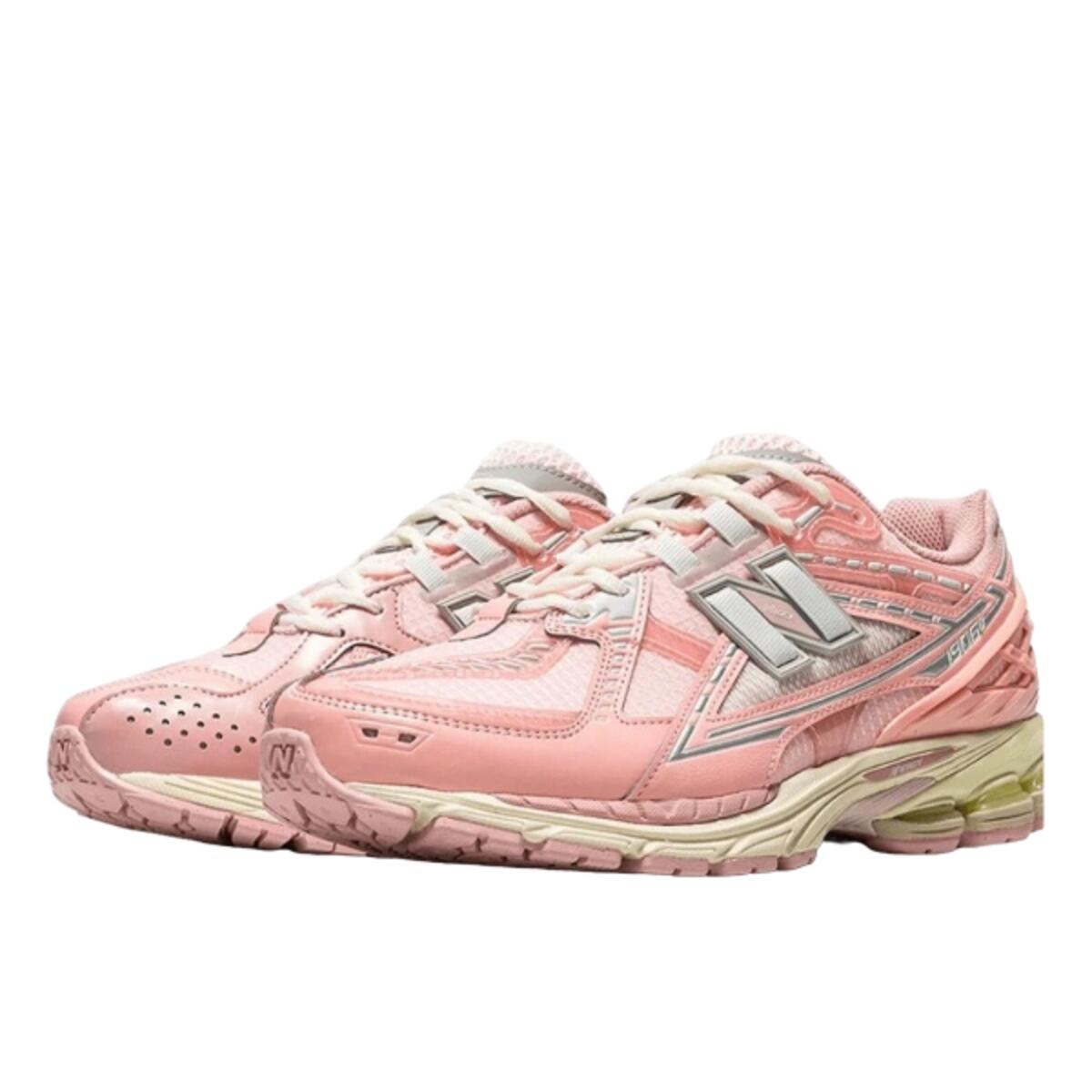 Schoenen  1906R Lunar New Year Pink 2/3