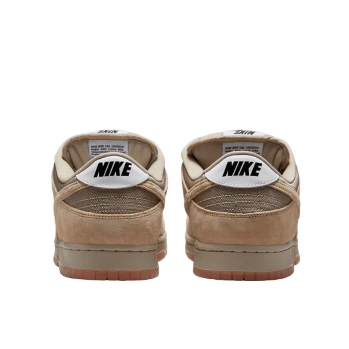 Schoenen  SB Dunk Low Pro B Parachute Beige 3/4