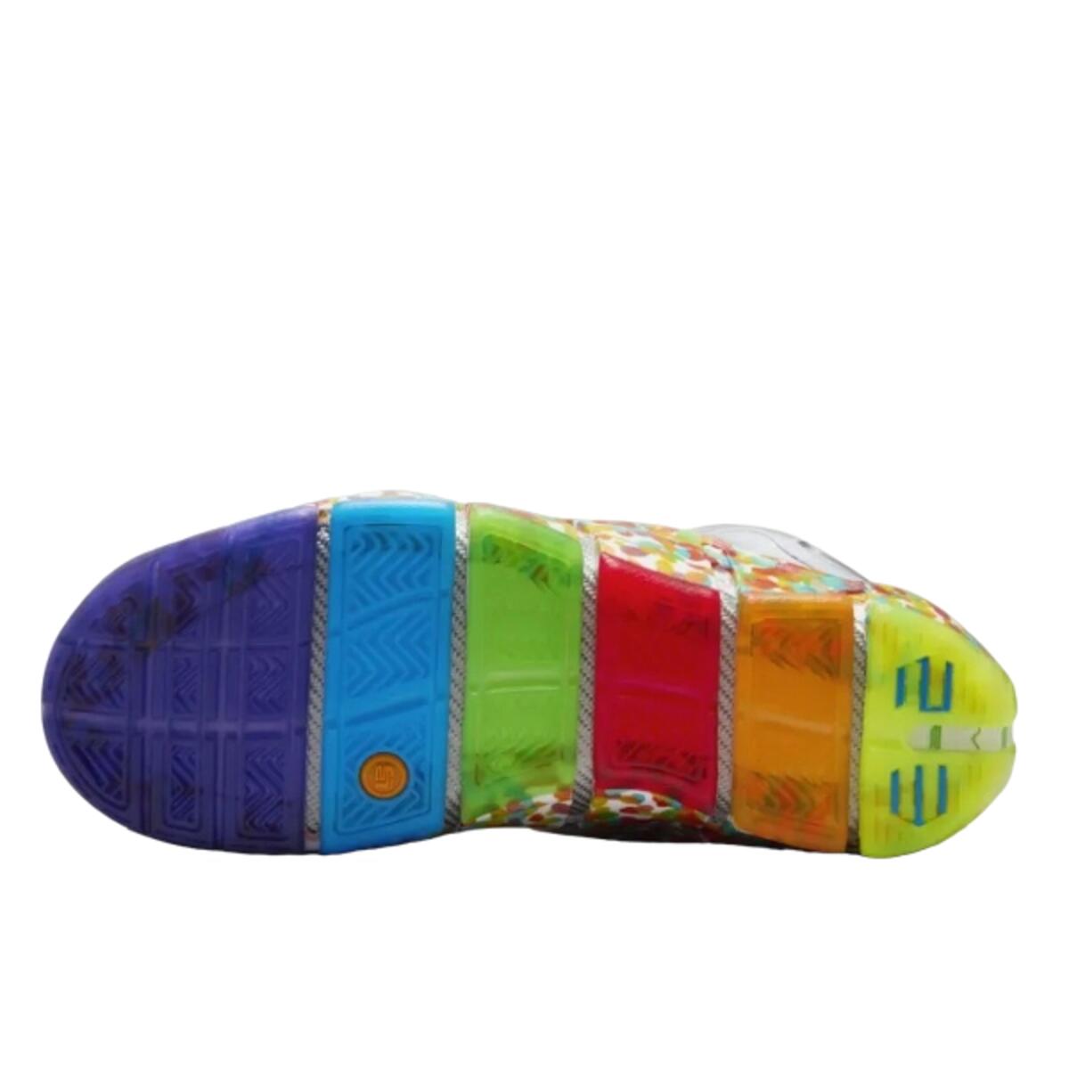 Chaussures  LeBron 4 Fruity Pebbles (2024) 3/3